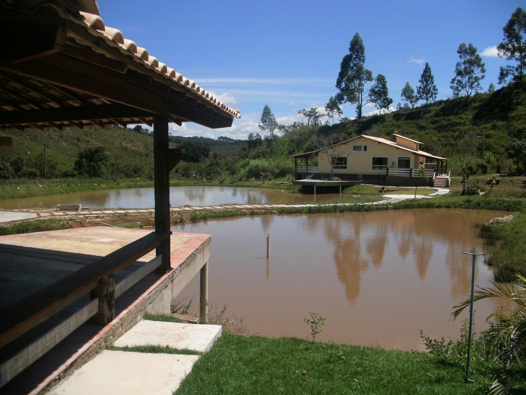 Jardim Dos Sonhos Hotel Santo Antônio do Leite Buitenkant foto